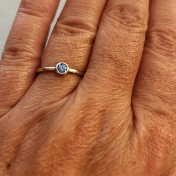 Aquamarine sterling silver ring - Picture 1 of 3